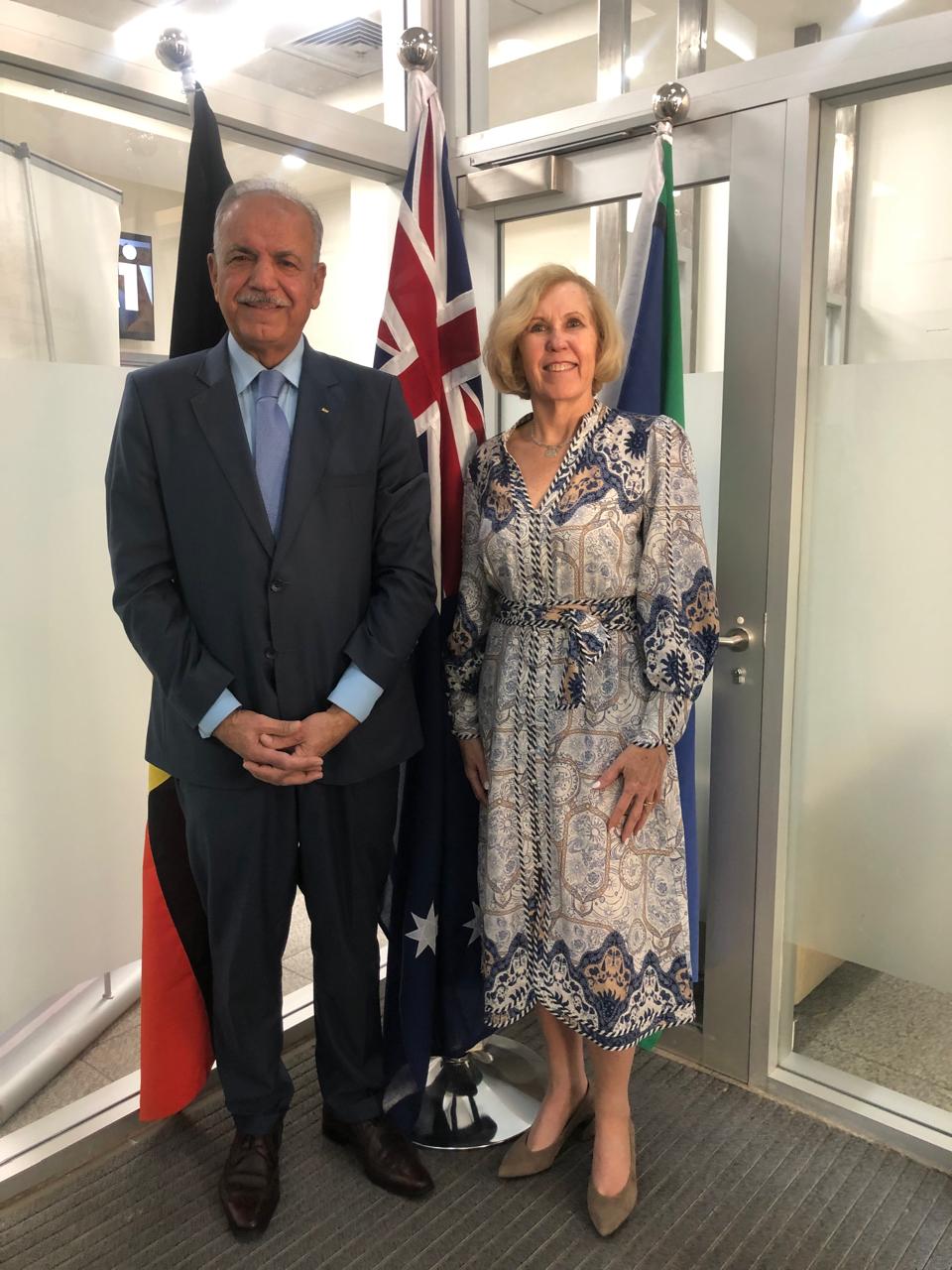 السفيرة الأسترالية تستقبل السفير العجلوني