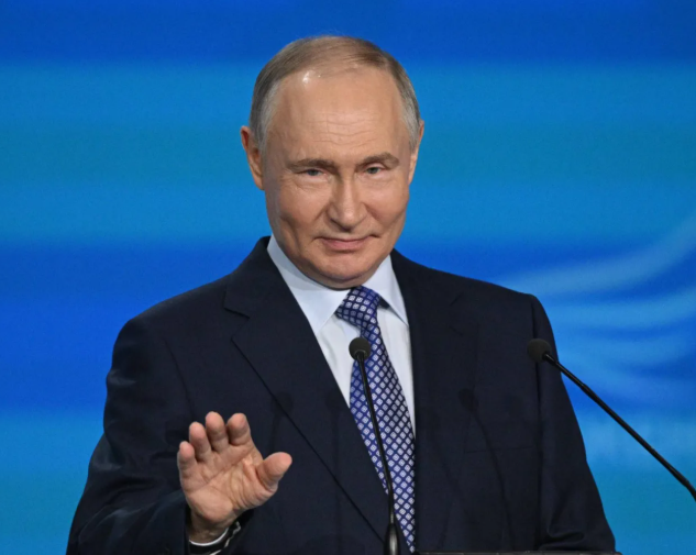 بوتين يبدي استعداده للبحث عن تسوية بشأن الحرب على إيران 