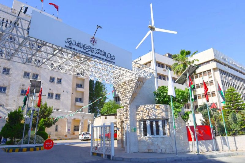 وزير الطاقة: مستمرون بتنفيذ مستهدفات رؤية التحديث الاقتصادي