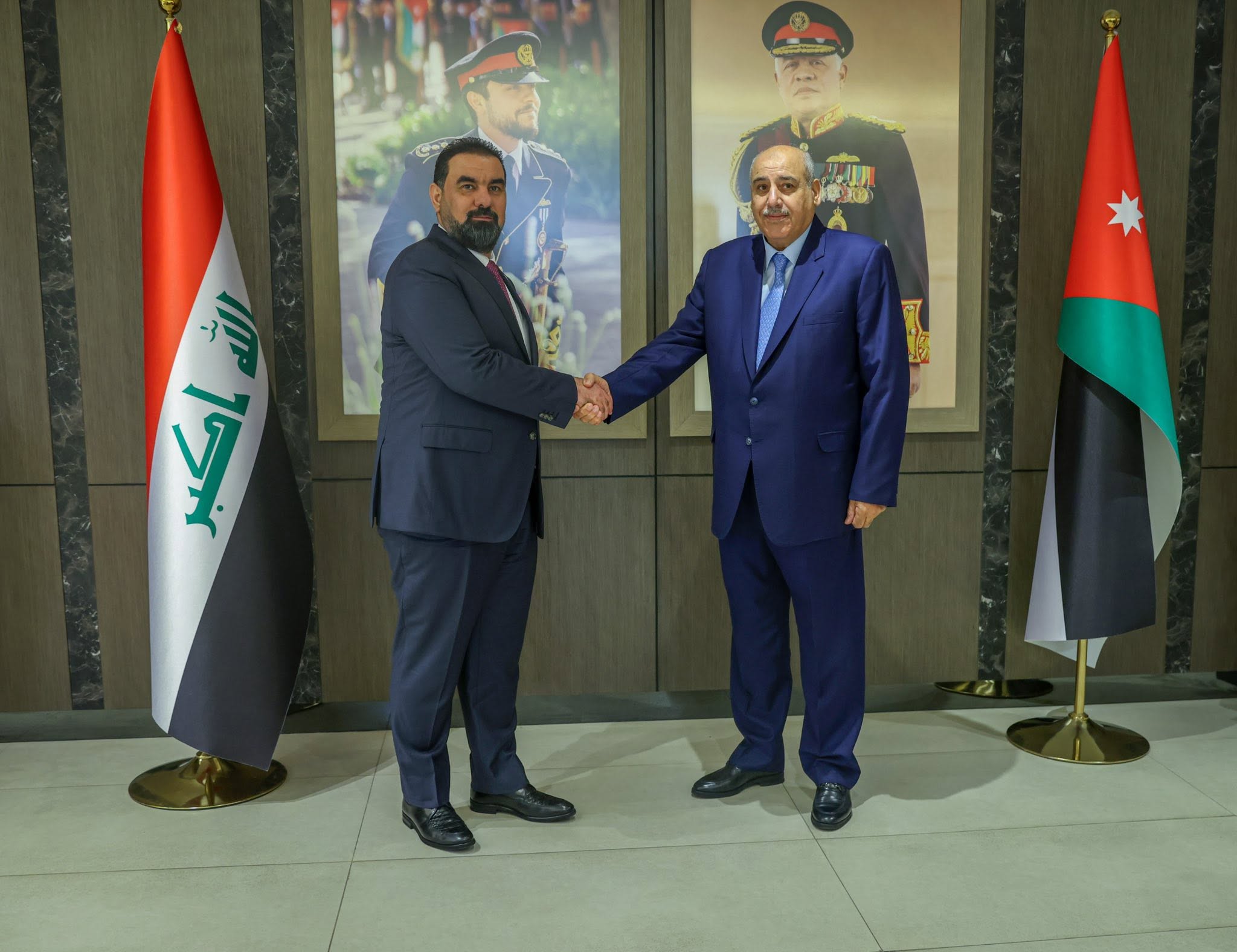القاضي والحلبوسي يؤكدان عمق العلاقات والحرص على تطويرها