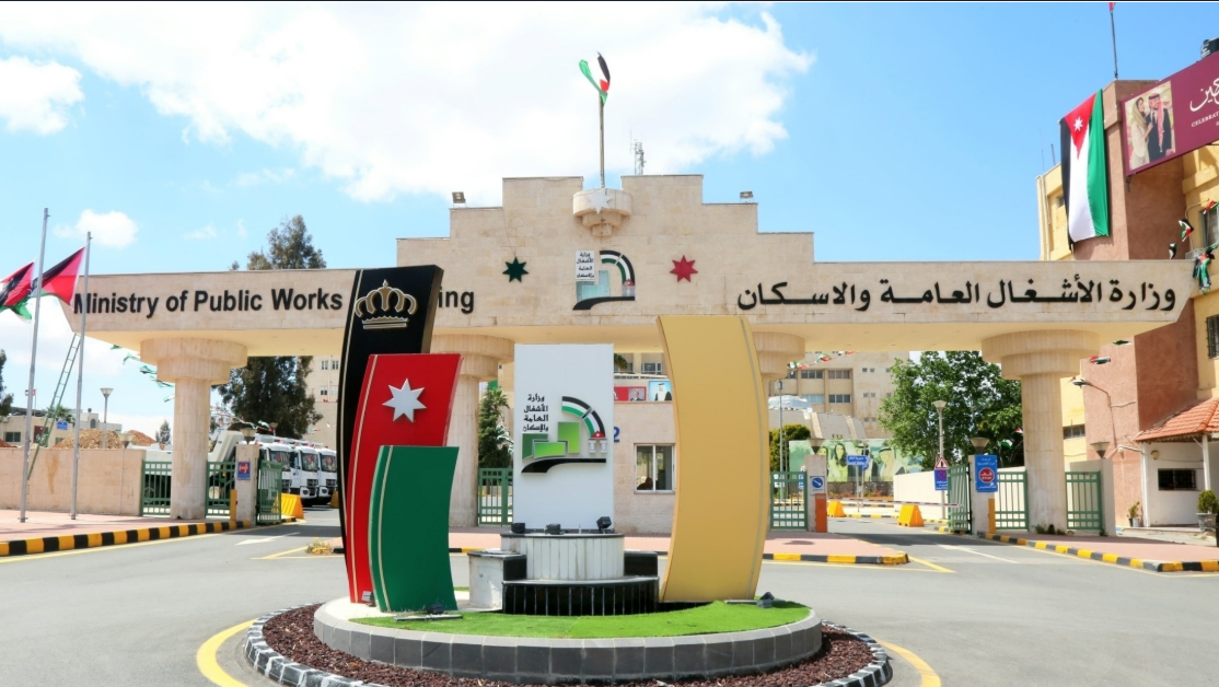 الأشغال تسلم 4 مدارس جديدة وتباشر تنفيذ 11 مشروعا تعليميا