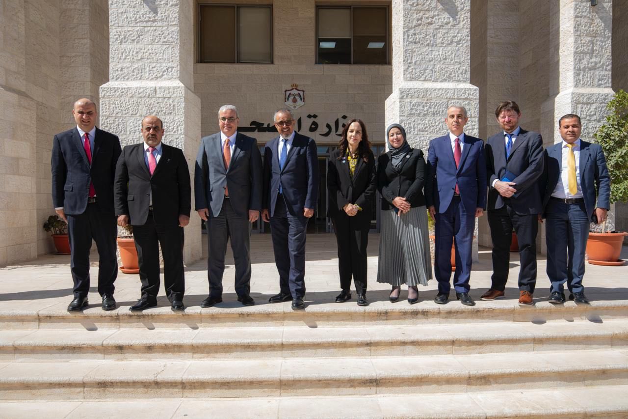 البدور يبحث تعزيز سبل التعاون مع مدير عام منظمة الصحة العالمية 