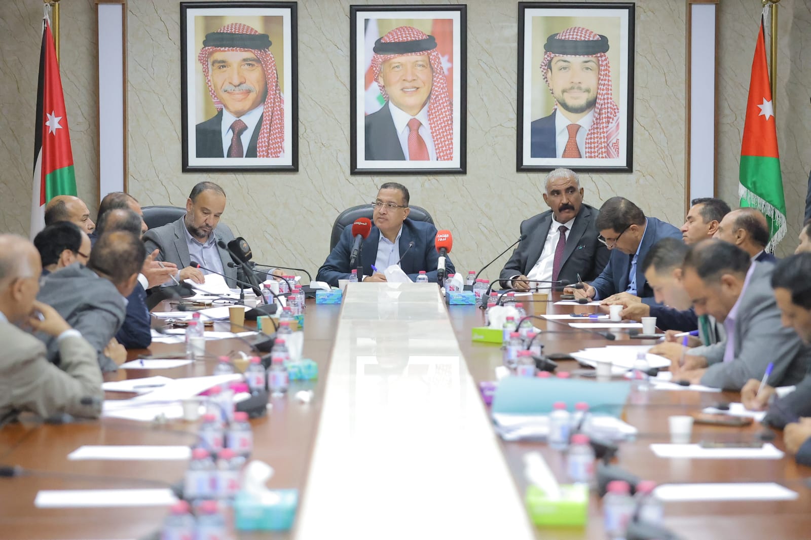 الإدارية النيابية تستمع لمقترحات الحكام الإداريين السابقين بشأن الإدارة المحلية