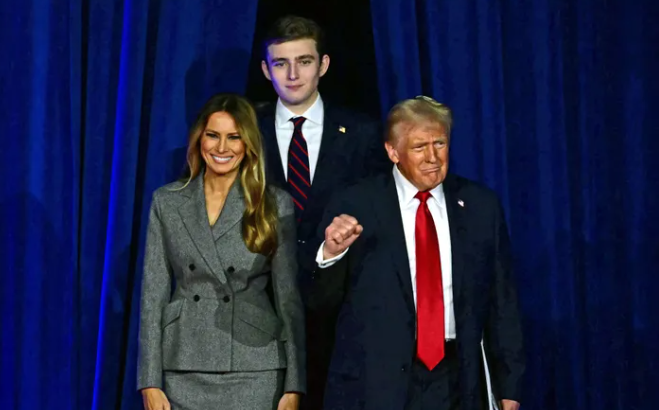 نجل الرئيس الأمريكي بارون ترامب ينقذ حياة صديقته