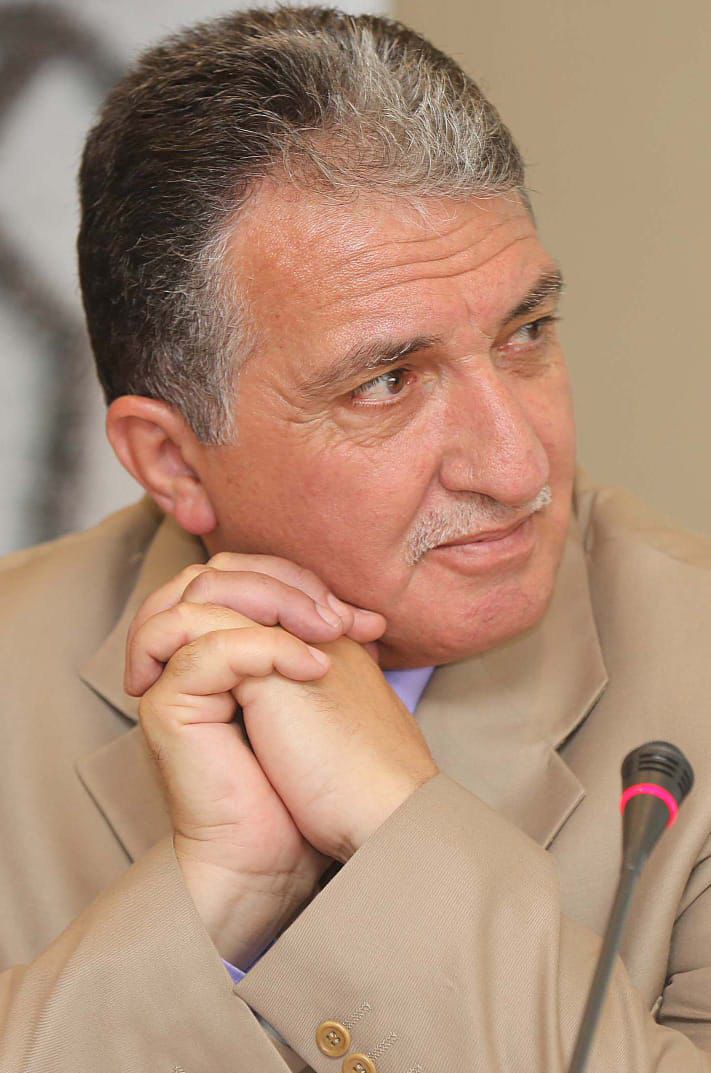 نباح الحاسدين لا يوقف قطار دبي ‎