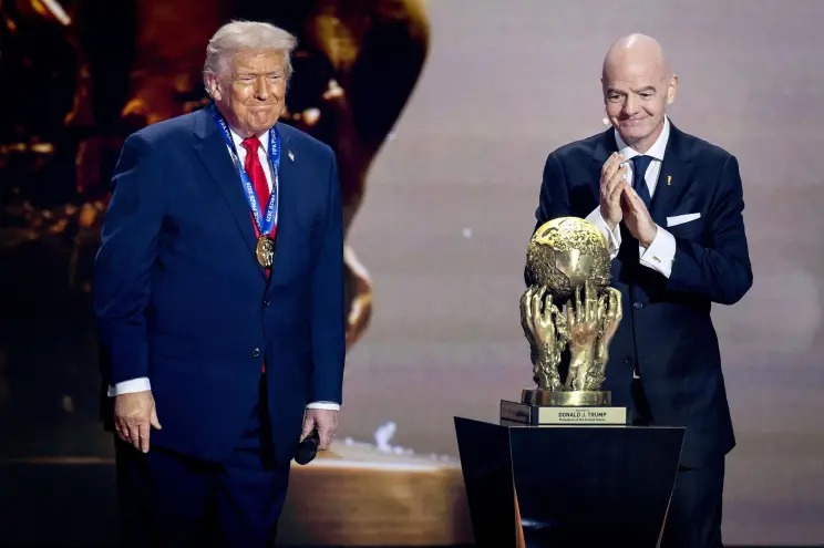 ترامب يفضح تناقض إنفانتينو ..  هل فقد الفيفا السيطرة على كأس العالم؟
