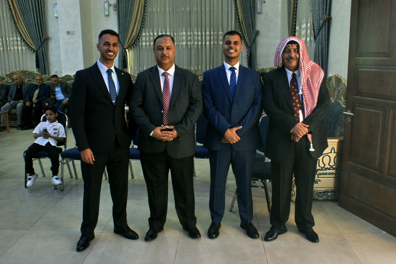 الدكتور راشد قراله والدكتور هاشم القراله  .. مبارك التخرج 