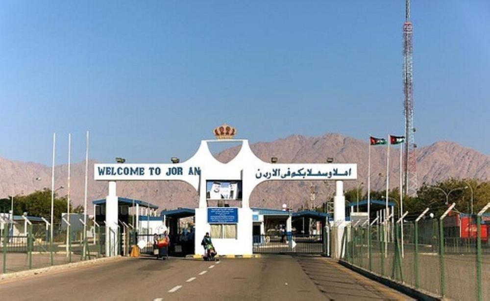 توحيد إجراءات المجموعات السياحية على معبر الشيخ حسين و وادي عربة