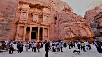 أكثر من 4 مليون زائر للأردن في 10 أشهر