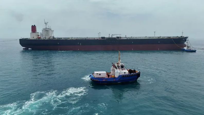 أكسيوس: بيان إيراني عُماني محتمل بفتح الممر الأوسط في هرمز أمام السفن