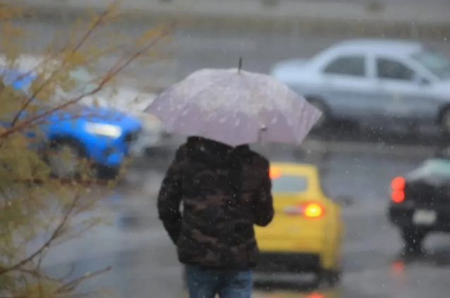 المملكة تتأثر بمنخفض ماطر مصحوب بالرعد والبرد أحيانًا 