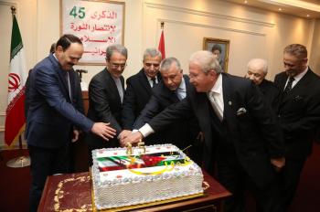 السفارة الإيرانية في عمان تحتفل بالذكرى الـ45 للثورة الإسلامية