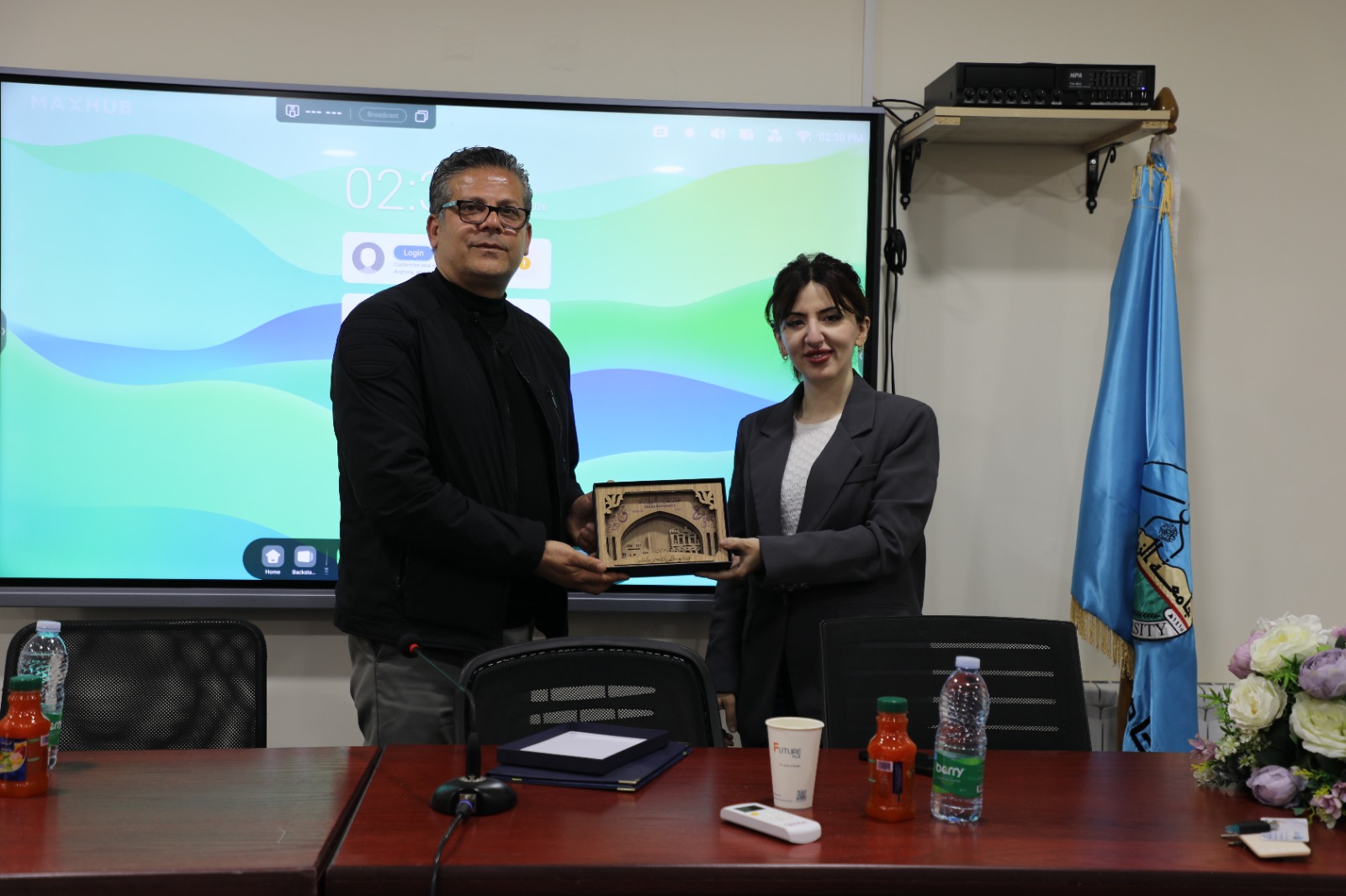 جامعة الزرقاء تنظم محاضرة حول الفكرة التصميمية