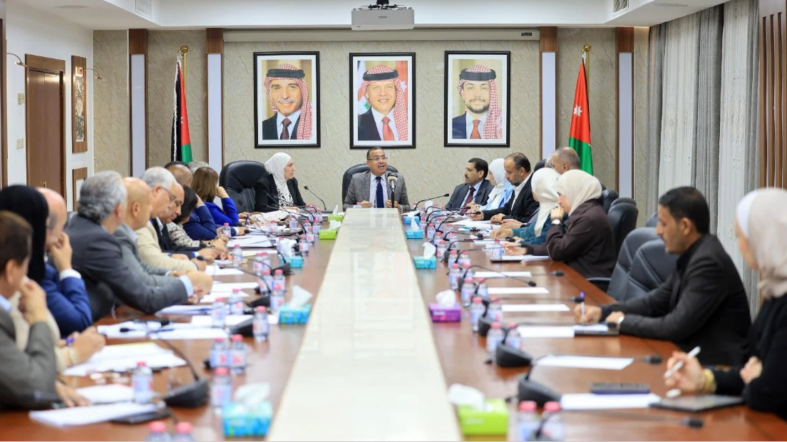 الإدارية النيابية تستمع إلى آراء ومقترحات الأحزاب حول مشروع قانون الإدارة المحلية