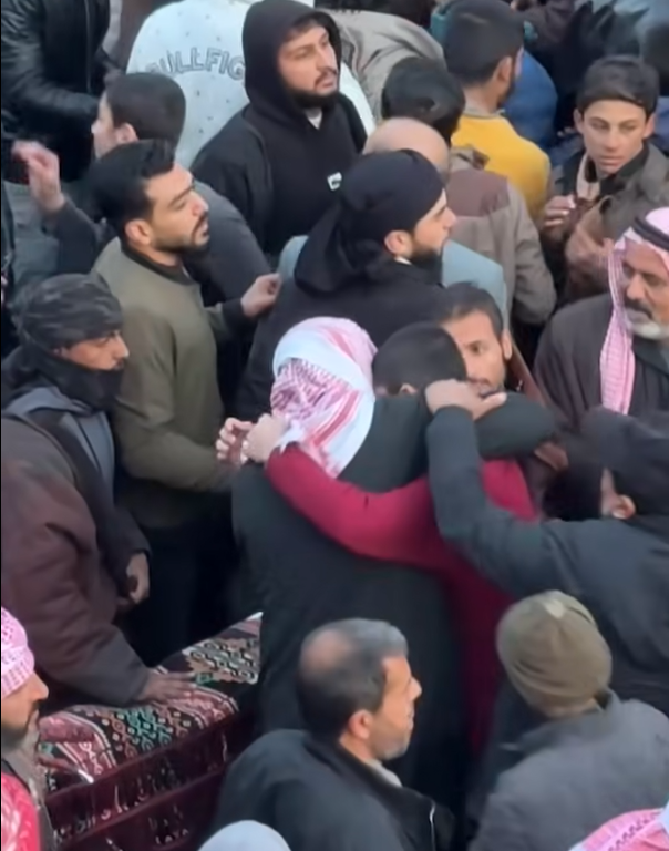 الحكومة السورية تفرج عن 126 قاصرًا من سجن كان تحت السيطرة الكردية 