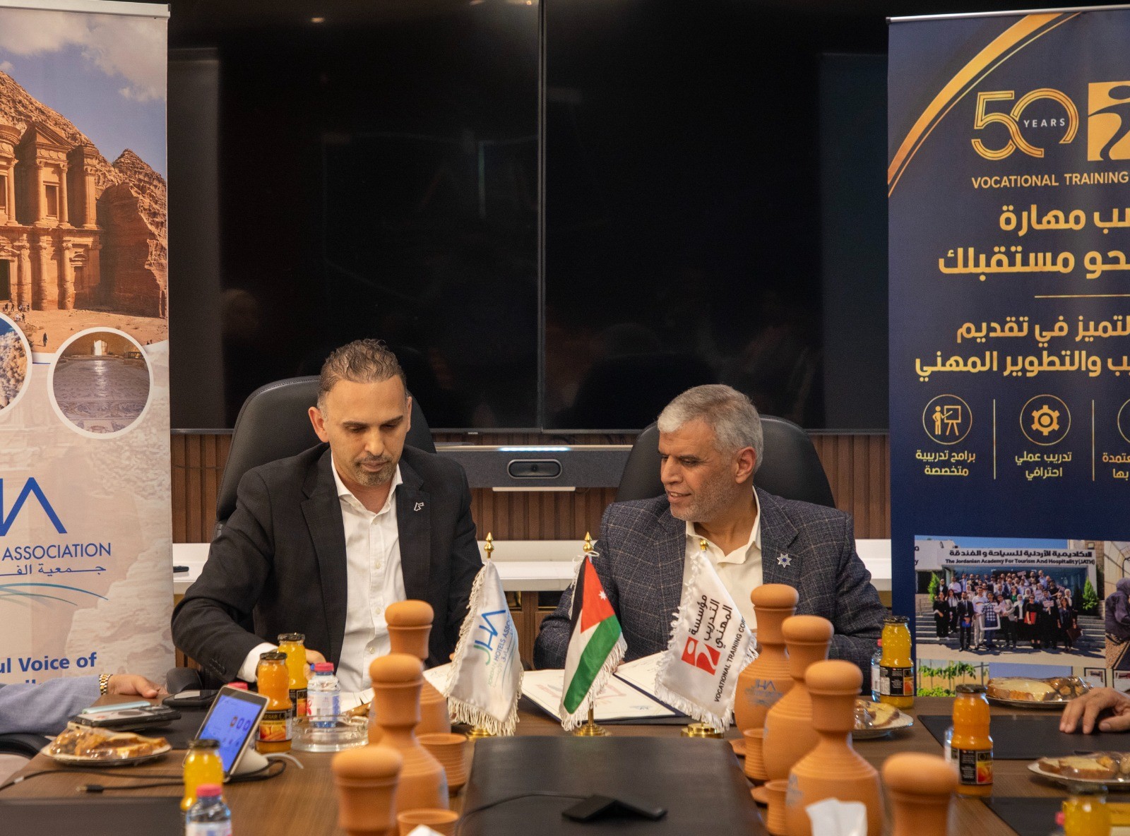 الفنادق الأردنية و التدريب المهني توقّعان اتفاقية لربط التدريب بسوق العمل الفندقي