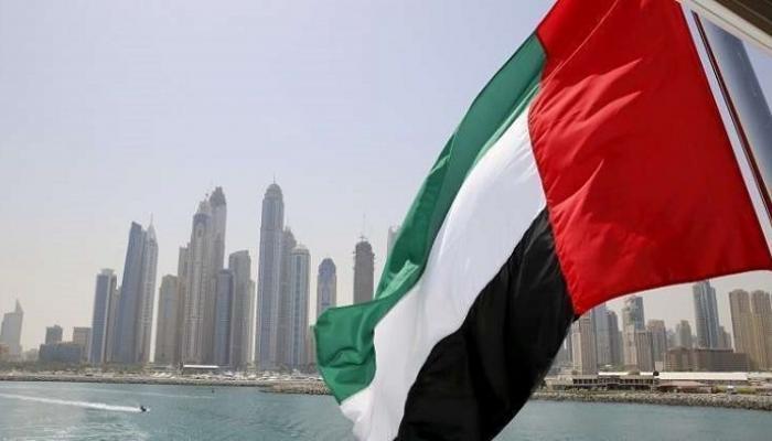 الإمارات تتسلم 9 محتجزين لدى السلطات الإيرانية