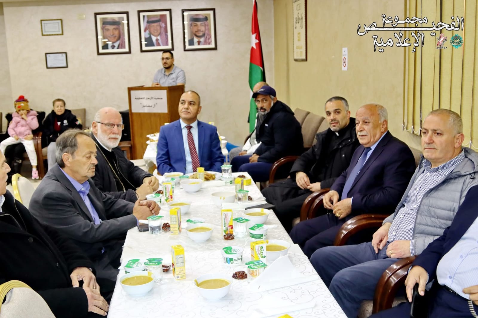 جمعية كاريتاس تقيم إفطارا رمضانيا لعمال الوطن في بلدية الفحيص