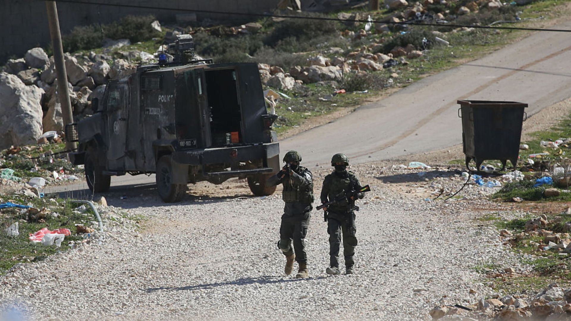 استشهاد فلسطيني وإصابة آخر برصاص الاحتلال شمال رام الله