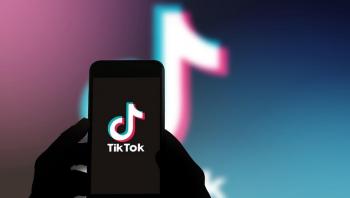 مطالبات أمريكية لآبل وغوغل بحذف TikTok من متجريهما للتطبيقات