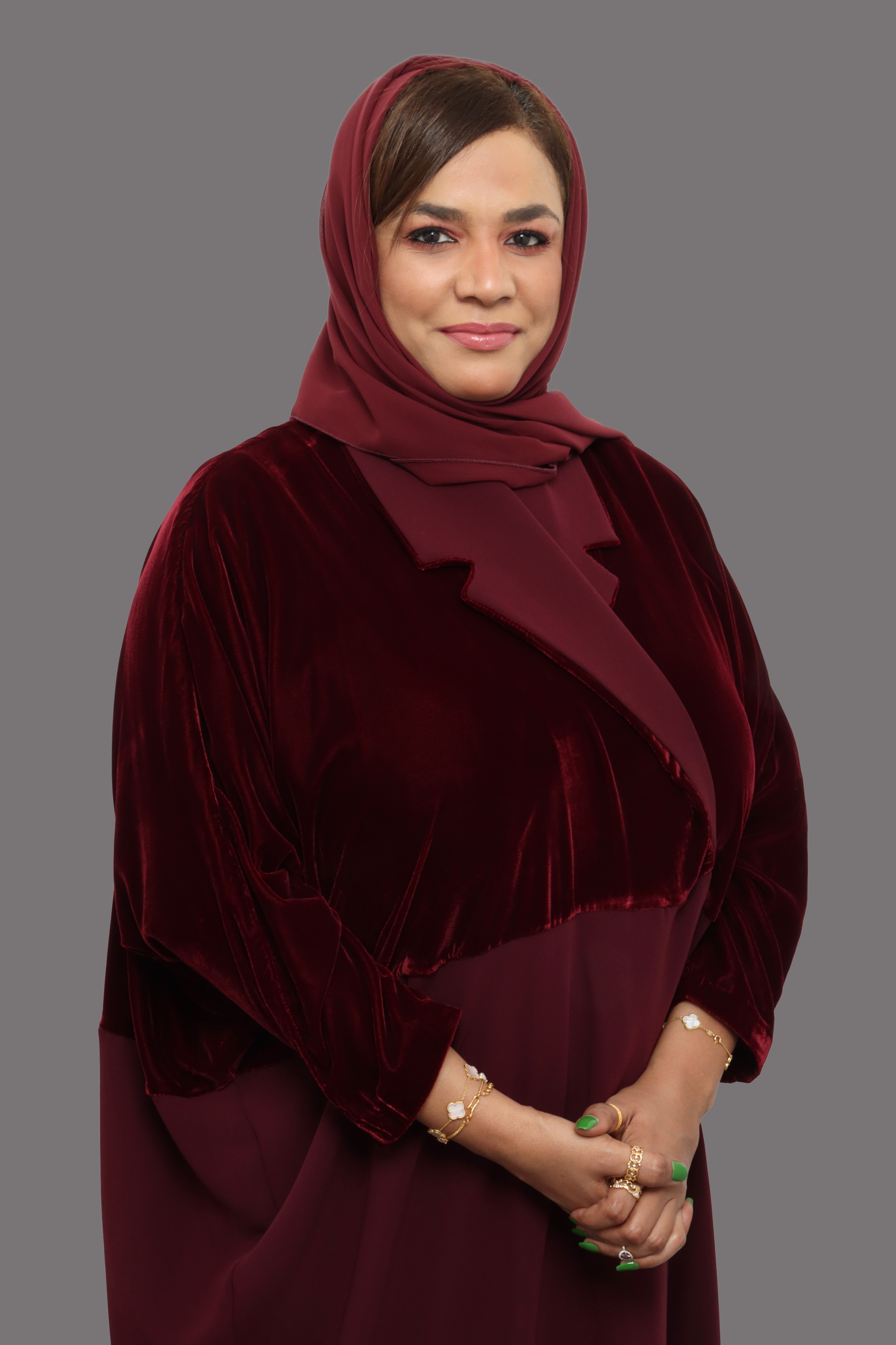 عندما يغرق الإنسان في الحياة لدرجة لا يرى إلا مصالحه