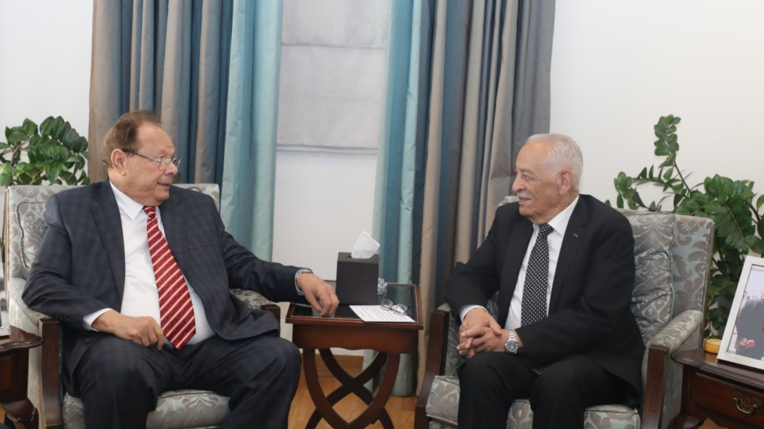 العيسوي يستقبل وفد المجلس التنفيذي لمجموعة السلام العربي