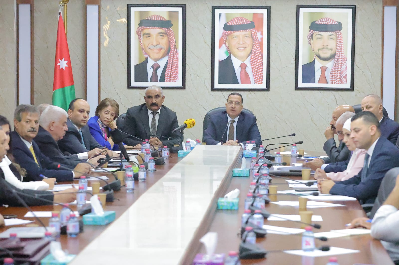الإدارية النيابية تستمع إلى مختصين وخبراء بشأن مشروع قانون الإدارة المحلية 