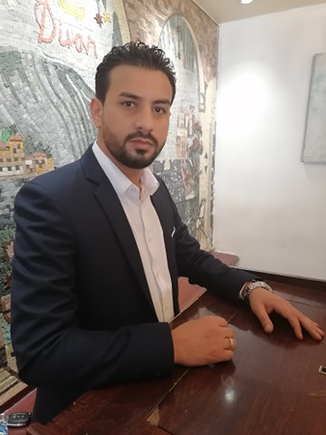 أحبك وأحب دثارك ثوبًا هاشميا عربيا