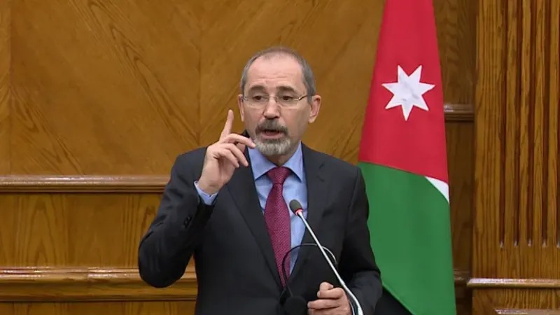 الصفدي: لن نتهاون بأمن الأردن ..  وتضامن مطلق مع دول الخليج