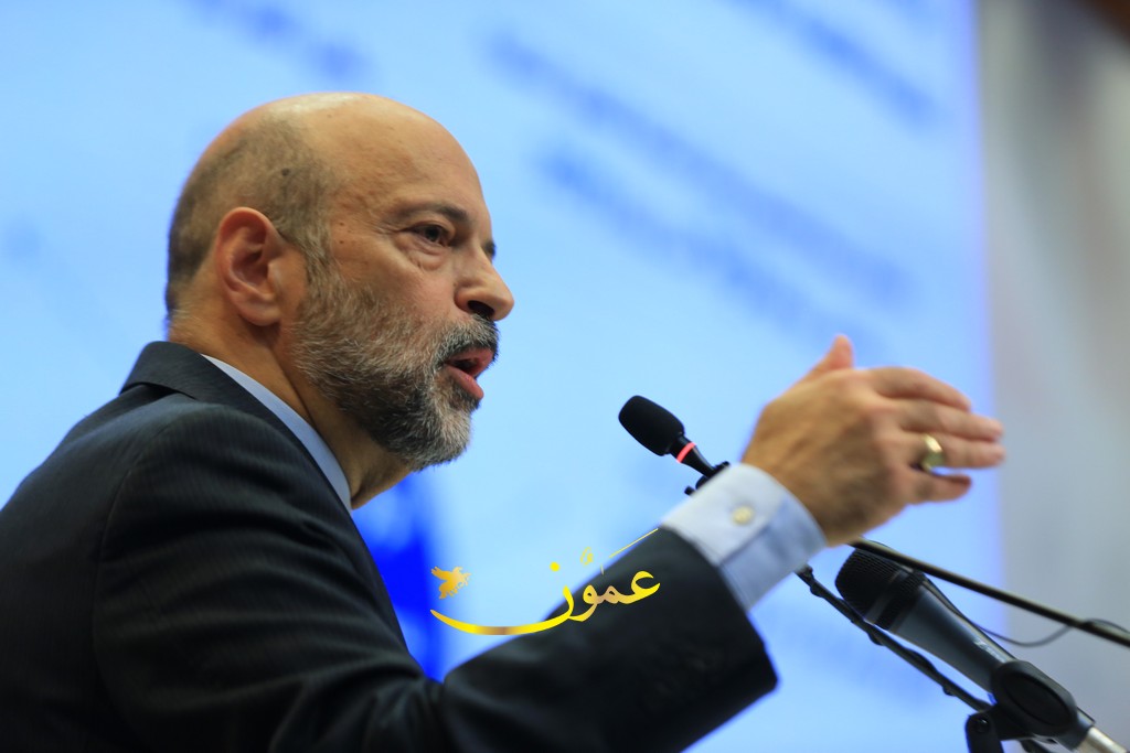 الرزاز يصدر أمر الدفاع رقم 6: تحديد أجور عمال القطاع الخاص (تفاصيل)