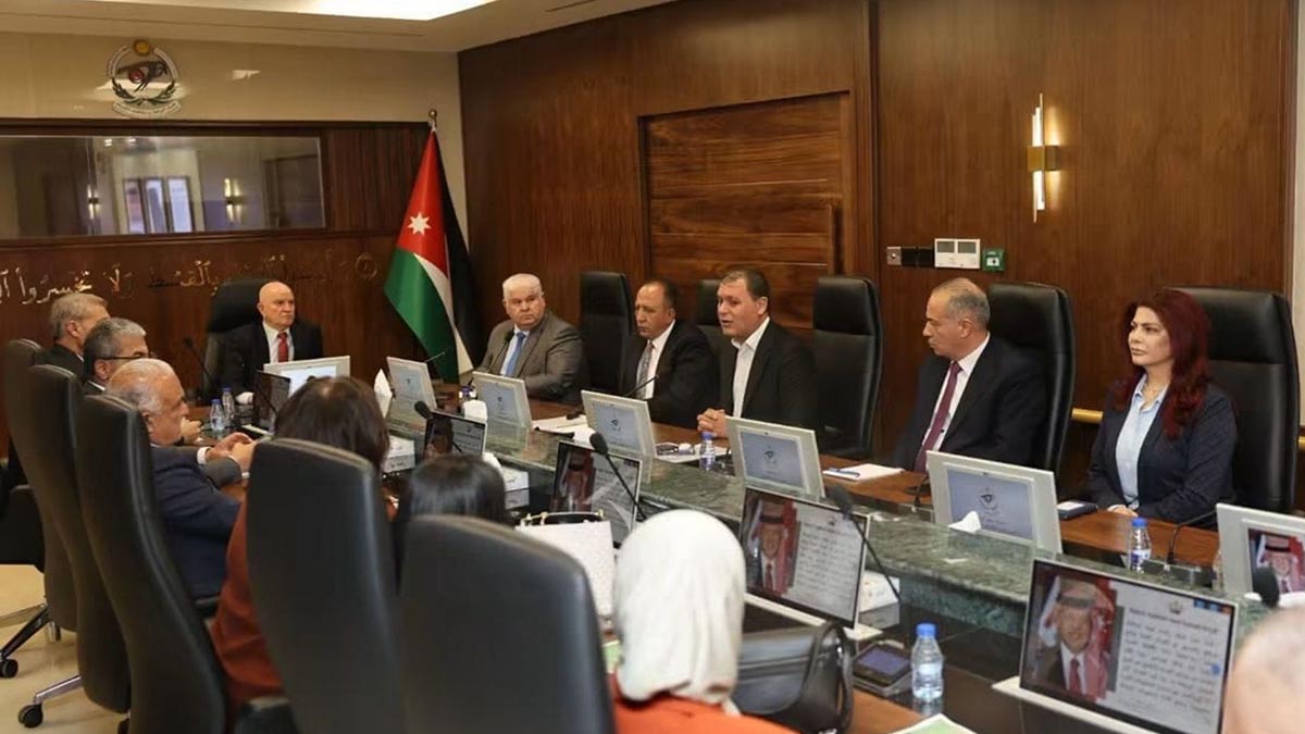 النزاهة تُطلع وفداً فلسطينياً على إجراءاتها وآليات عملها