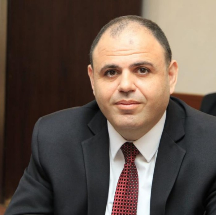  الدكتور غيث محمد عبيدات  ..  ألف مبارك الترفيع