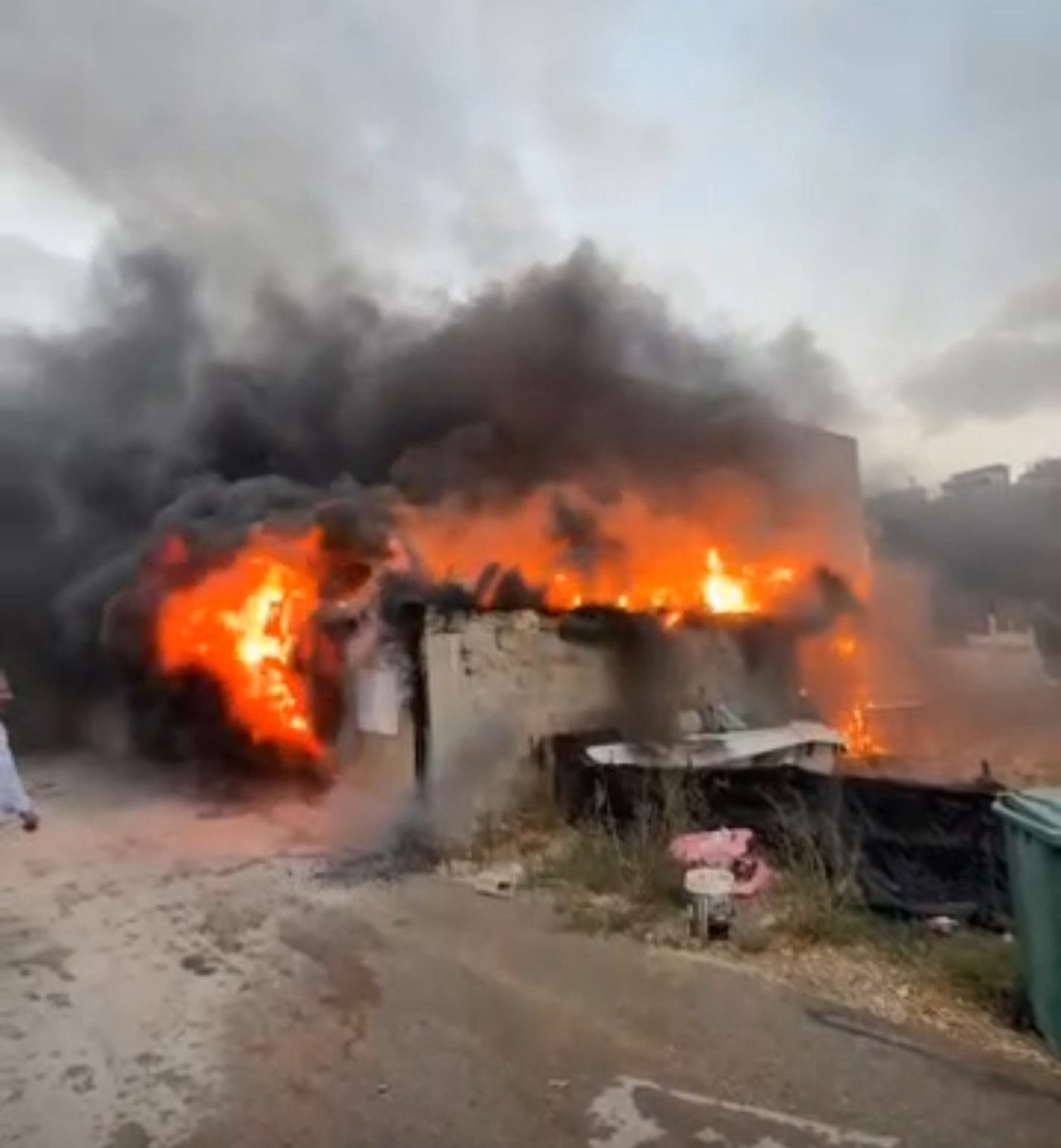 الرئاسة الفلسطينية تحمل حكومة الاحتلال مسؤولية جرائم المستوطنين 