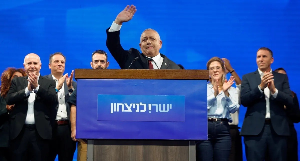 المتدينون يغازلون خصوم نتنياهو ..  هل بدأ الانقلاب؟