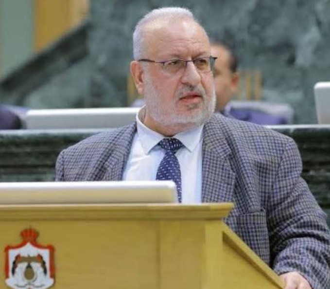 عقل: تنظيم العمل المهني مداهمة حكومية
