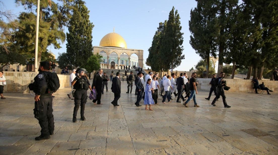 عين على القدس يناقش محاولات الاحتلال السيطرة على الضفة الغربية وتهويدها