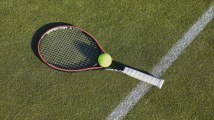 إيقاف بطل تنس حتى عام 2039 بسبب تلاعب النتائج 