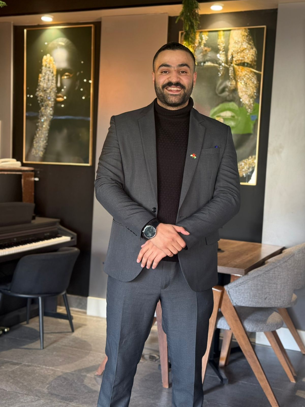 الفرصة حق ..  لا هدية