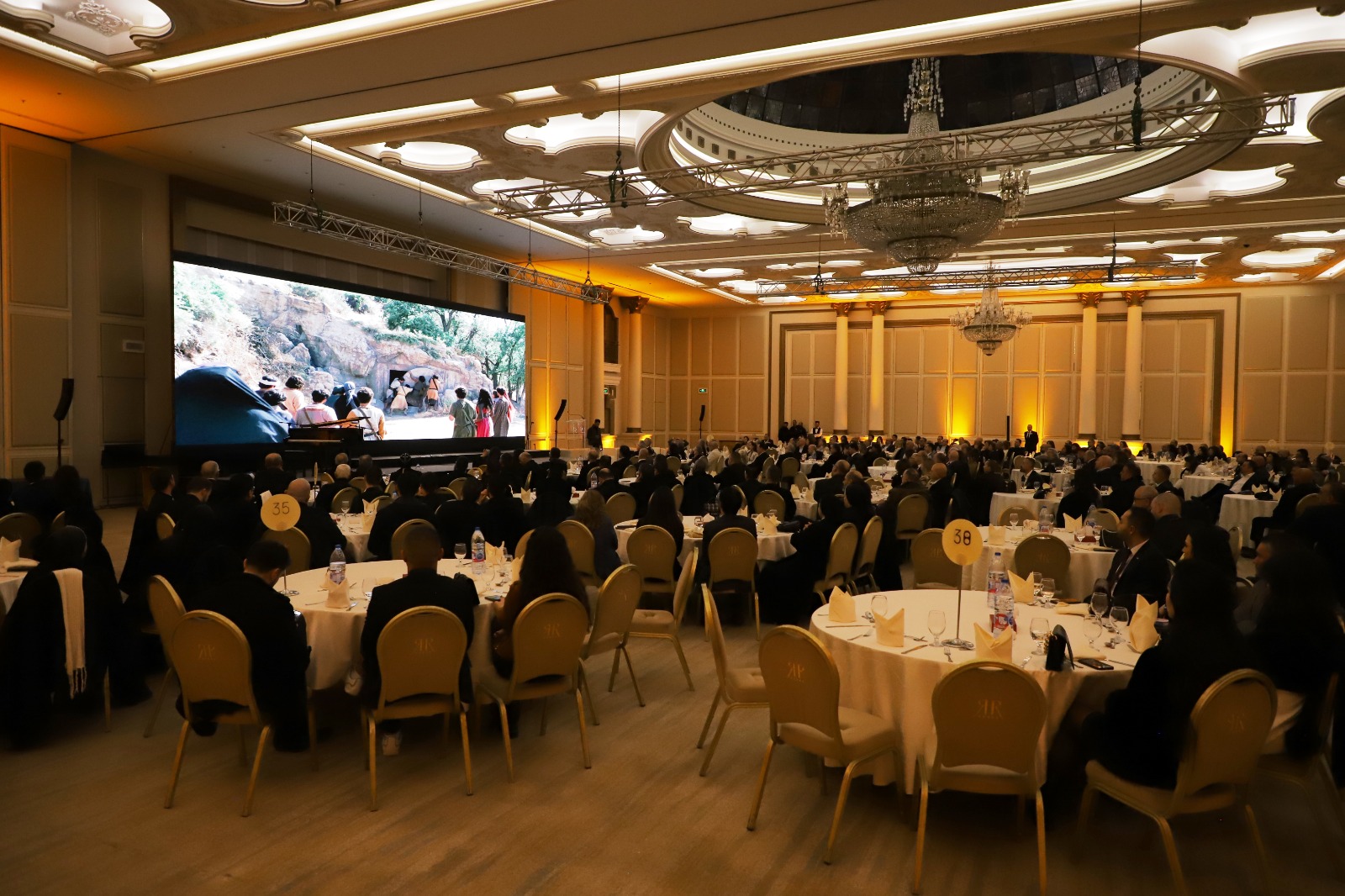 برعاية الأميرة ريم علي ..  المركز الكاثوليكي يطلق النسخة العربية من مسلسل The Chosen