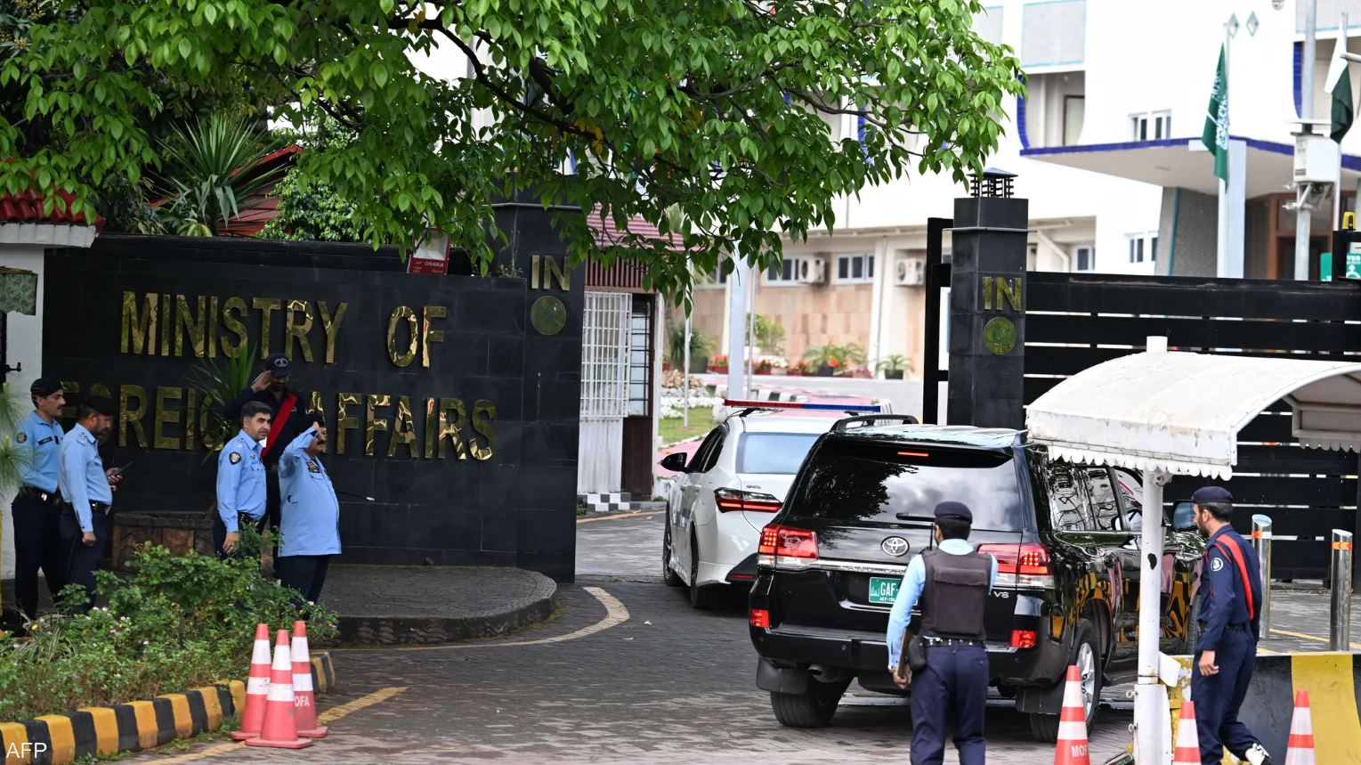 باكستان تدعو لوقف التصعيد وتشدد على الحل الدبلوماسي