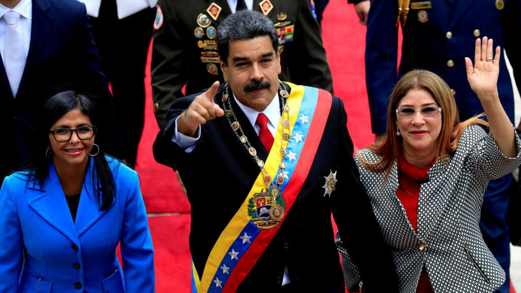 رويترز: واشنطن ستحذر رئيسة فنزويلا من مصير شبيه بمادورو