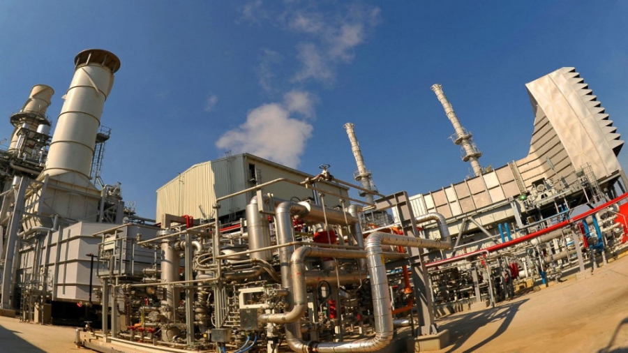 هجمات بطائرات مسيرة تستهدف مصفاة ميناء الأحمدي بالكويت