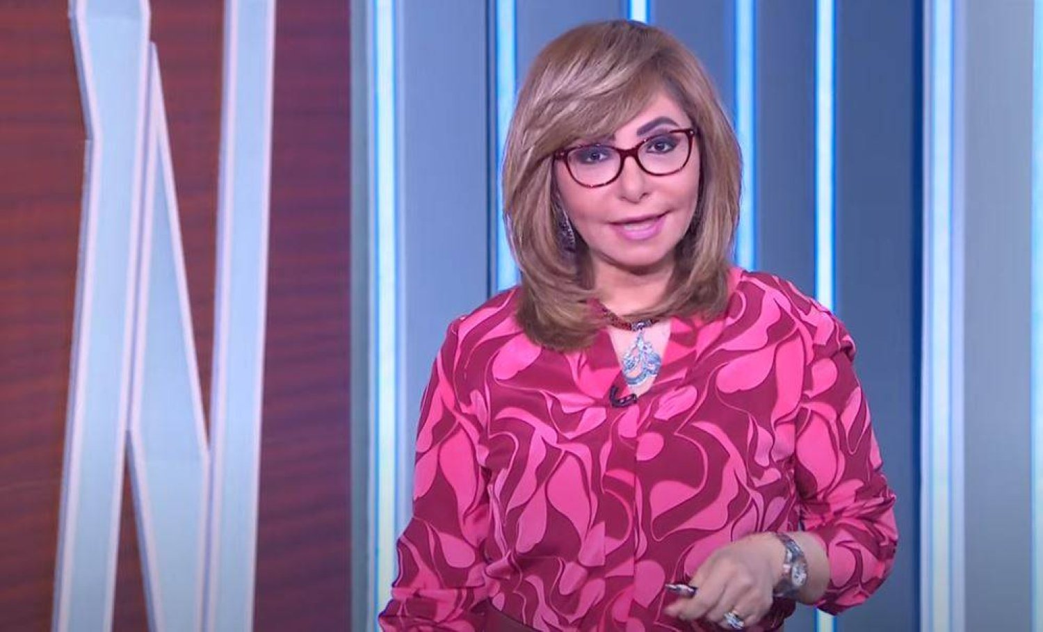 إعلامية مصرية تتعرض لهجوم رقمي بعد مناقشتها وثيقة «تأمين الطلاق»