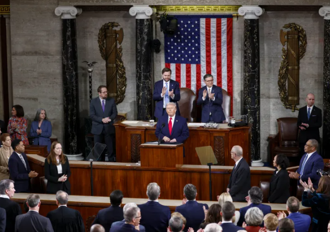 غالبية مجلس الشيوخ تؤيد الحملة العسكرية ضد إيران 