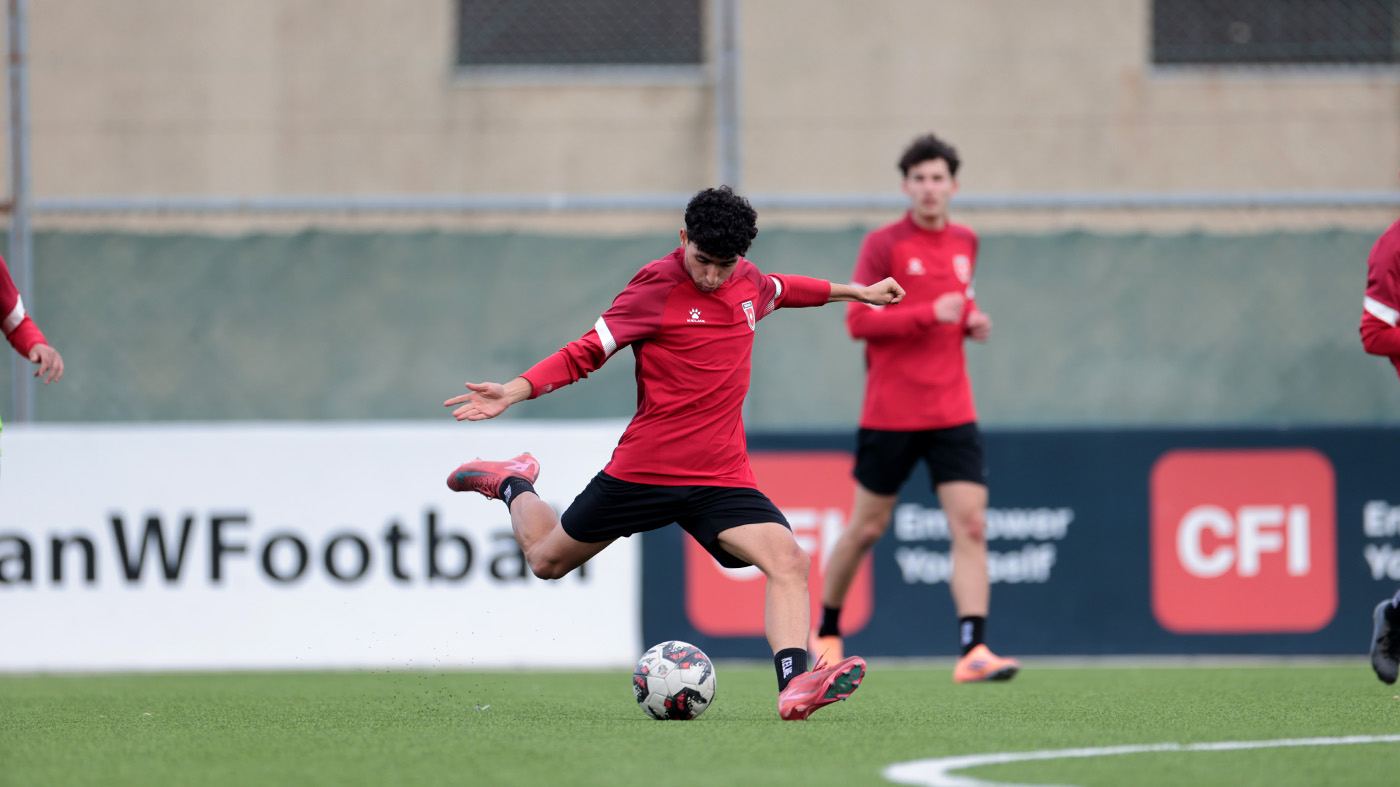 منتخب الشباب يبدأ معسكرا تدريبيا في سنغافورة