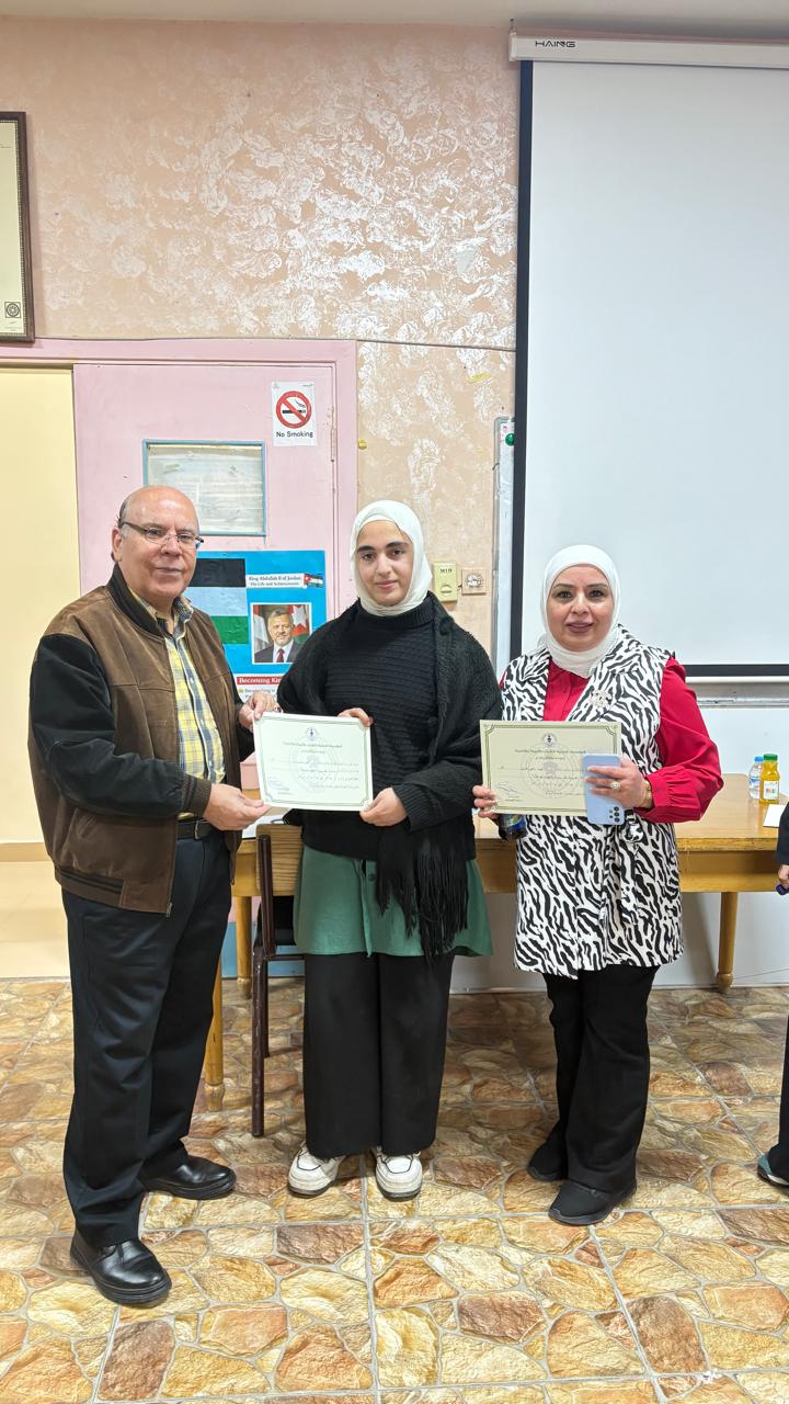 حقق هدفك دورة تدريبية في مدرسة إسكان الجامعة الثانوية