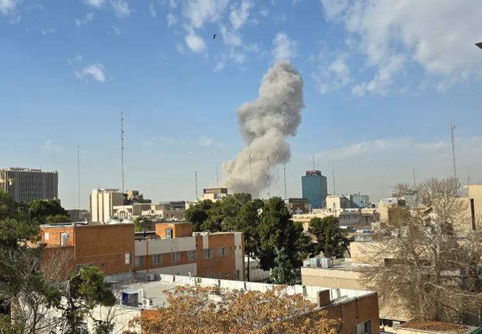 وزراء مالية دول يدعون إلى وقف الحرب على إيران بعد تداعيات اقتصادية صعبة