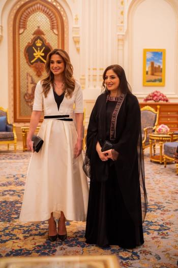 الجليلة حرم سلطان عُمان تلتقي الملكة رانيا العبدالله
