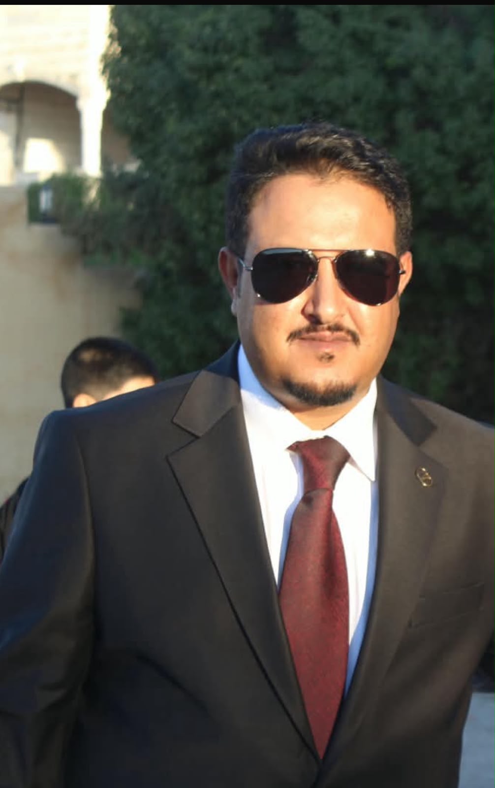الدكتور ليث كاسب الصاروم ..  مبارك الخطوبة 