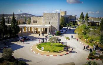 الاحتلال الإسرائيلي يقتحم جامعة بيرزيت ويعتقل عددا من الطلبة